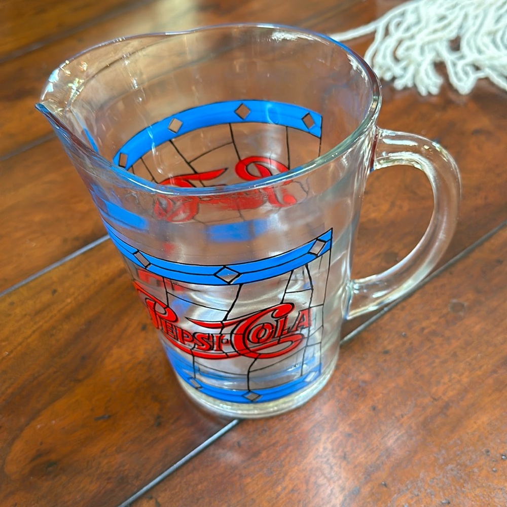 Pepsi cola mcm vintage pitcher soda water Tiffany style pattern 1970 vase